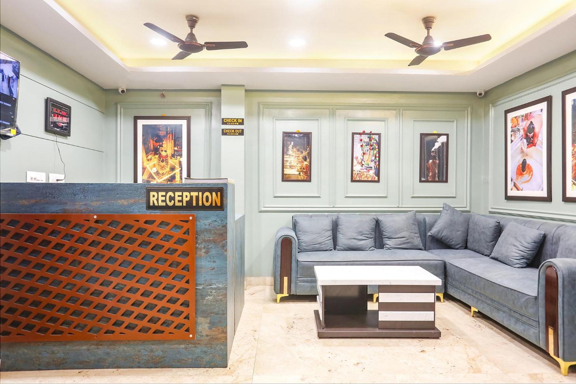 Fabhotel Hari Kunj 900 M From Kashi Vishwanath Temple Benares Buitenkant foto