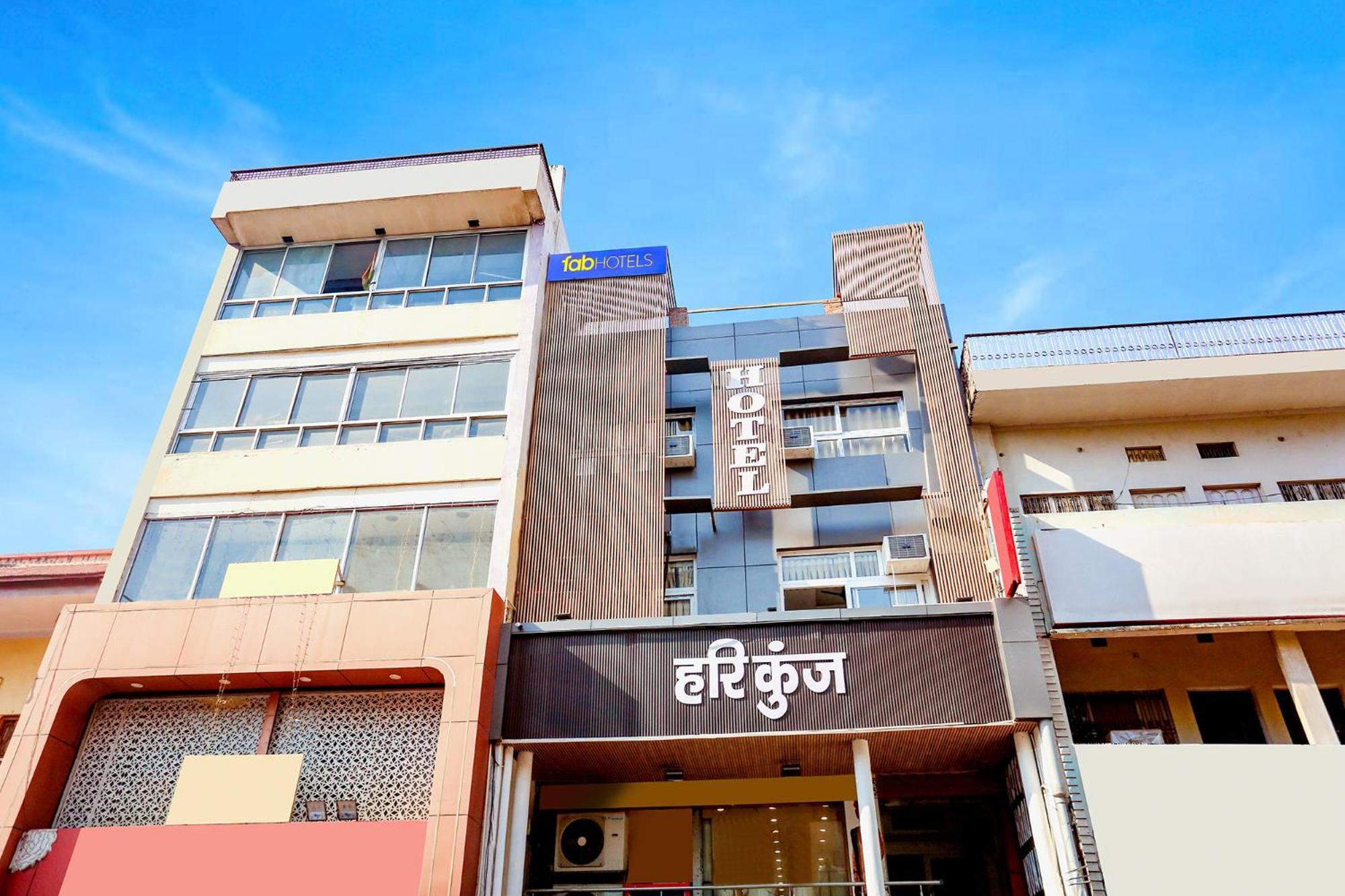 Fabhotel Hari Kunj 900 M From Kashi Vishwanath Temple Benares Buitenkant foto